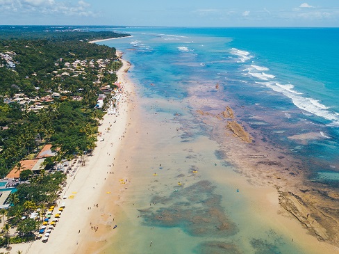 Praia na cidade de Porto Seguro, Bahia